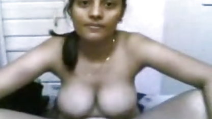 வரைவு இயக்கங்கள் அம்பர் லின் குத