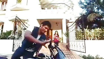 ஒரு உறுப்பினர் இருக்கும்போது அம்மா காதல் செக்ஸ் அழகான வாழ்க்கை
