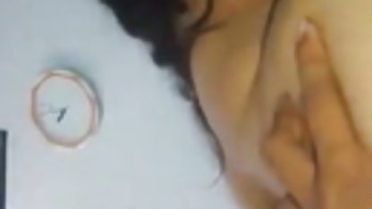 கேந்திரா லின் மிரர் மூலம் செக்ஸ் சுவைக்க விழாவுக்கு டிரஸ்ஸரில் சுயஇன்பத்தை அனுபவிக்கிறார்