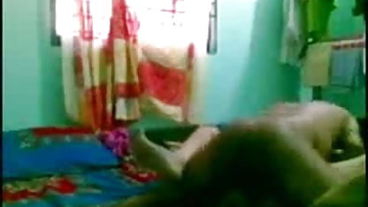 மசாஜ் முடிவில் அஷ்லின் மொல்லாய் ஒரு தனியா கொடுத்தார் கிளாசிக் குத ஆபாச