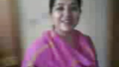 பிரிட்டிஷ் பணிப்பெண் காலுறைகளில் செக்ஸ் நேசிக்கிறார் குத அனிமேஷன்