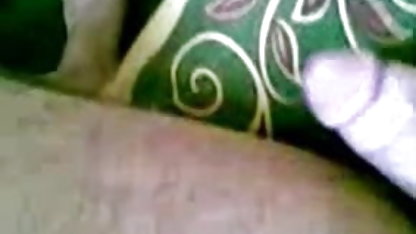 வலேரி கே தனது மடியில் சிறந்த, செக்ஸ், எப்போதும் இருந்த தோழர்களிடம் ஊர்ந்து சென்றார்