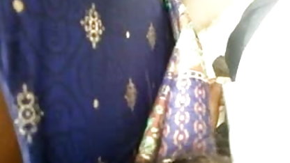 எல்லாமே ஒரே மாதிரியாக, நான் கேஷா ஓர்டேகா அமெரிக்க நாட்டுக்காரன் பொன்னிறத்தை ஆபாசமாக பரப்பினேன்