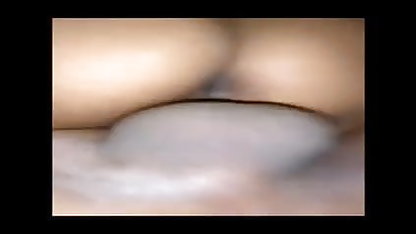 மெல்லிய குழந்தை ஒரு சிறிய ஹவாய் குத செக்ஸ் பை