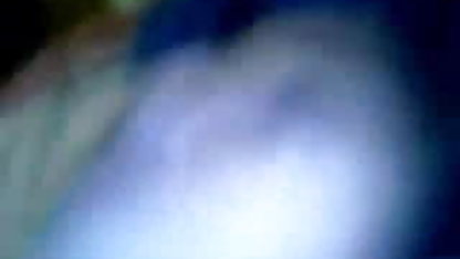 இருண்ட புண்டையில் முடிந்தது இரட்டை குத ஊடுருவல்