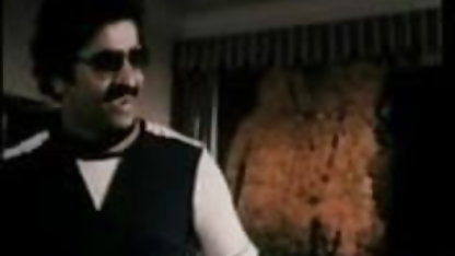 உடலுறவுக்குப் பிறகு அவர் கன்னத்தின் முகம் கிறிஸ்டி நடத்தை கெட்டவள் அமெரிக்க நாட்டுக்காரன் முழுவதையும் படகோட்டி தெளித்தார்