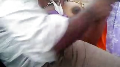 உடலுறவில் ஈடுபடுவது முதல் ஓரின சேர்க்கை செக்ஸ்