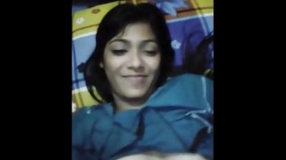 ஒரு நைட்டியில் அழகு செக்ஸ் வாய்பிளக்கும்