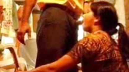 அவளது மெய்க்காப்பாளரை புண்டையால் பிரையனா பெண்டெராஸுடன் அமெரிக்க நாட்டுக்காரன் கவர்ந்தாள்