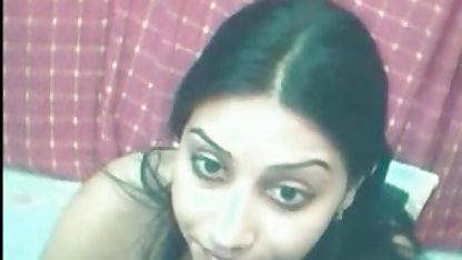பஸ்டி ப்ளாண்டி அவளது கிளிட்டை கிண்டல் அமெச்சூர், செக்ஸ், குத செய்கிறாள்