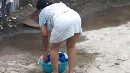 கேமரா முன் ஈவ்லின் கிளாரி அமெரிக்க நாட்டுக்காரன் சுயஇன்பம்