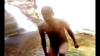 டெண்டர் நாய் செக்ஸ் கூனி