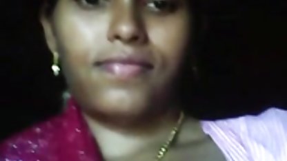 ஜப்பானிய ஆர்கி ஸ்கர்ட் மற்றும் அட்ரியானா மாயா அமெரிக்க நாட்டுக்காரன் டிரஸ்ஸிங்