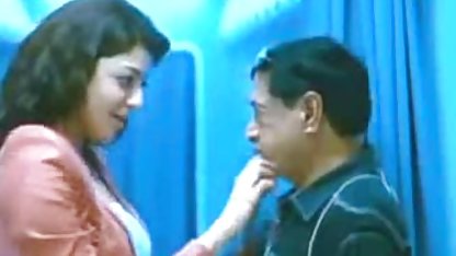 வலேரி லக்ஸ் சர்வதேச உடலுறவில் இந்தி குத செக்ஸ் வீடியோ பங்கேற்றார்