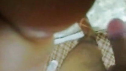 ரஷ்ய அழகு காரில் மெதுவாக குத செக்ஸ் சரணடைந்தது