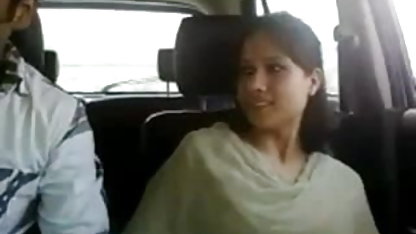 ஃபிஸ்டிங் செயல்திறன் பாகிஸ்தான் அமெரிக்க நாட்டுக்காரன்