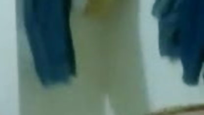 MILF தனது காதலனுடன் மகள் மேடிசன் சாண்ட்லர் அமெரிக்க நாட்டுக்காரன் உடலுறவு கற்பிக்கிறது