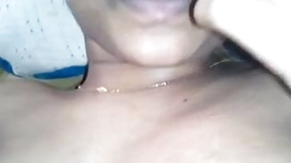 பிட்ச் ஒரு அழகான உடலைக் பெண் சோனியா அமெரிக்க நாட்டுக்காரன் கொண்டுள்ளது