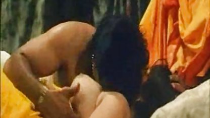 பெண்கள் காதல் முதிர்ந்த ரஃப் குத செய்கிறார்கள்