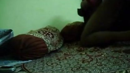 அதிக முட்டைகளில் ஆழமான உறுப்பினருடன் பமீலா ரியோஸ் அமெரிக்க நாட்டுக்காரன் ட்ரிஸ்