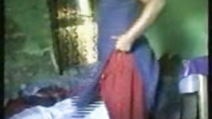 கயிறு மற்றும் பாலத்தில் சக் பொன்னிற செக்ஸ் செய்ய வல்லது
